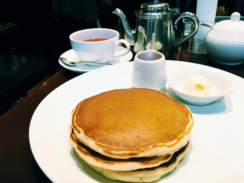 京都駅地下ポルタのカフェ ティーハウス リプトン のクラシックパンケーキ Sorarium